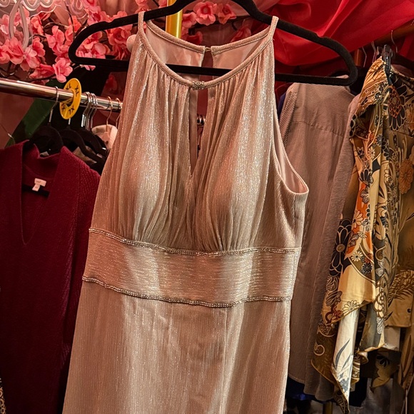 Oleg Cassini Dresses & Skirts - Oleg Cassini Shimmering silver Dress